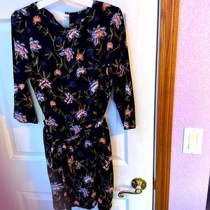 Black Floral Print 3/4 Sleeve H&M Dress!